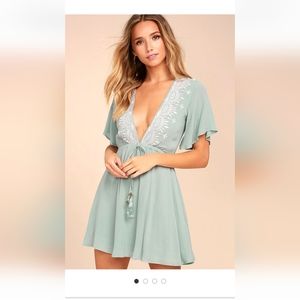 Lost + Wander Kiki Embroidered Dress Dusty Sage Size Medium
